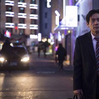 10. Ahn Seong Gi Akting aktor Ahn Seong Gi yang membintangi film The Taebaek Mountains hingga The Divine Fury juga masih berkesan di hati para penonton. Sudah membintangi 130 film, pria 68 tahun itu merupakan salah satu aktor paling di Korea. Foto: Internet