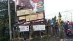 Baliho Habib Rizieq di Pasuruan Juga Diturunkan