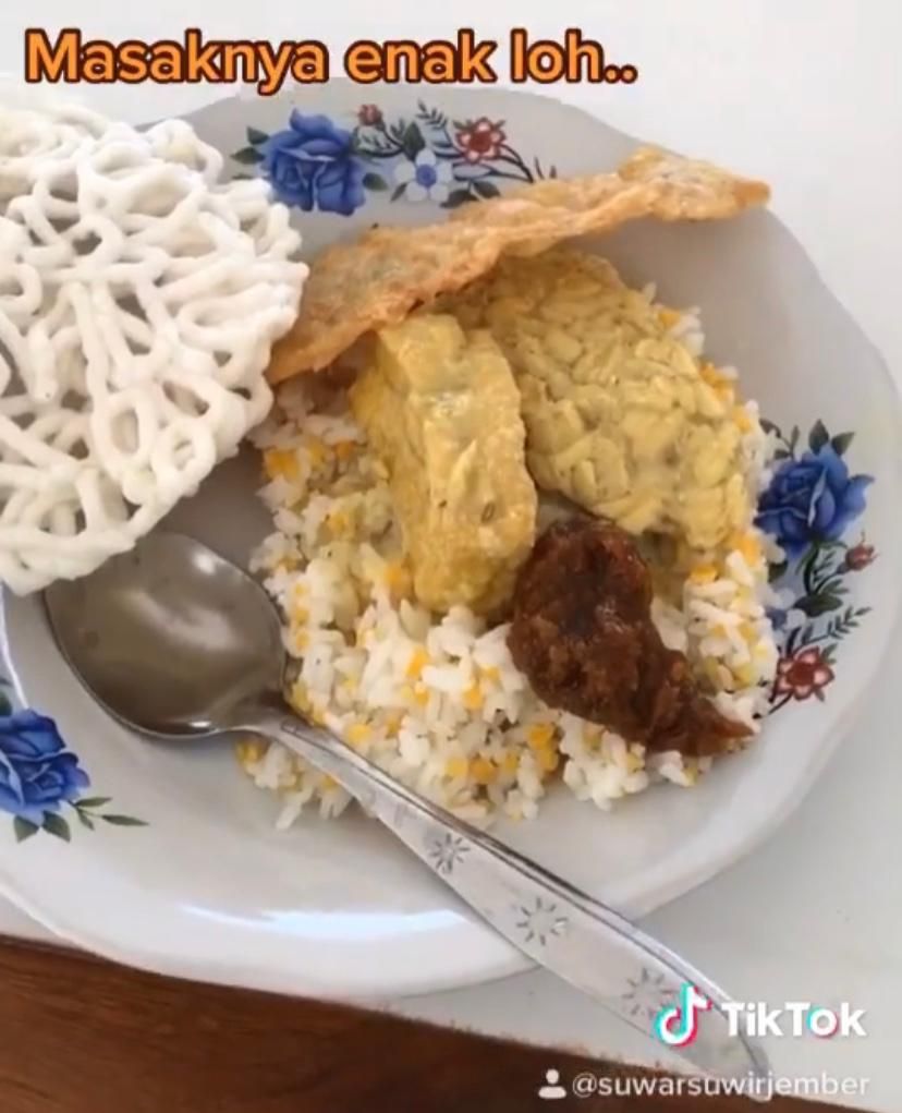Boleh Bayar Seikhlasnya, Warung Makan Ini Bikin Netizen Terharu