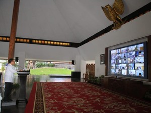 Sampaikan Nota RAPBD 2021, Bupati Anas Ajak Kuatkan Langkah Hadapi Pandemi