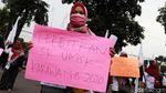 Buruh Kembali Demo di Gedung Sate Bandung