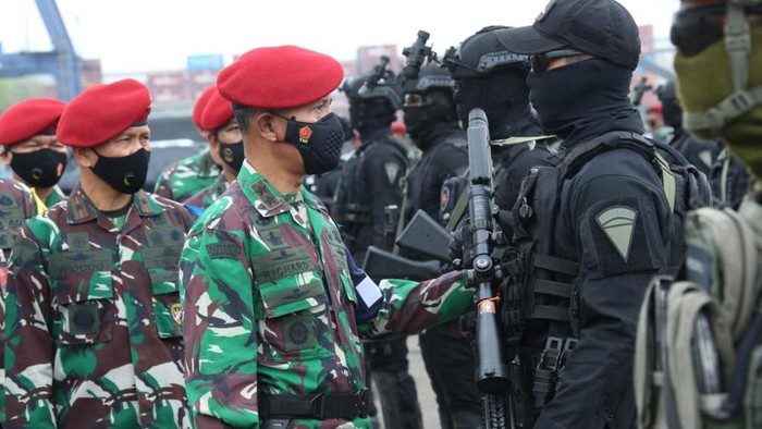 Dankoopssus TNI Mayjen Richard Tampubolon