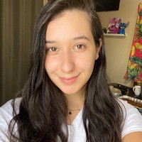 Dari hasil observasi wanita berambut brunette ini, setiap orang punya preferensi berbeda terhadap penampakan kaki yang dia jual. Foto: Instagram/@desygato