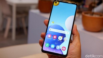 Ponsel ini ditenagai Exynos 850. Foto: Adi Fida Rahman/detikINET