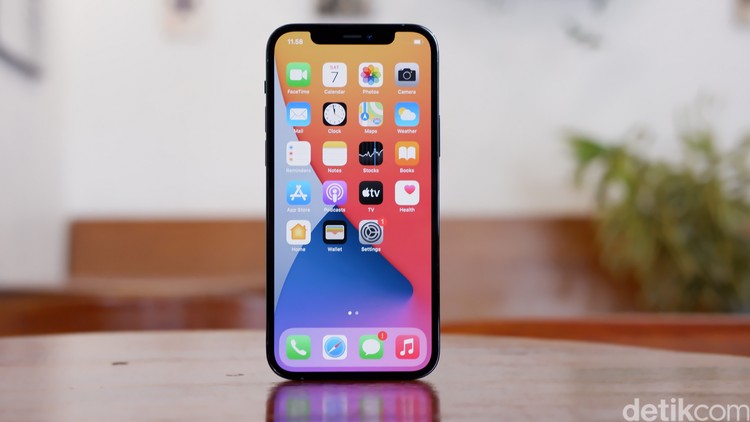 iPhone 12 Pro iPhone 12 Pro