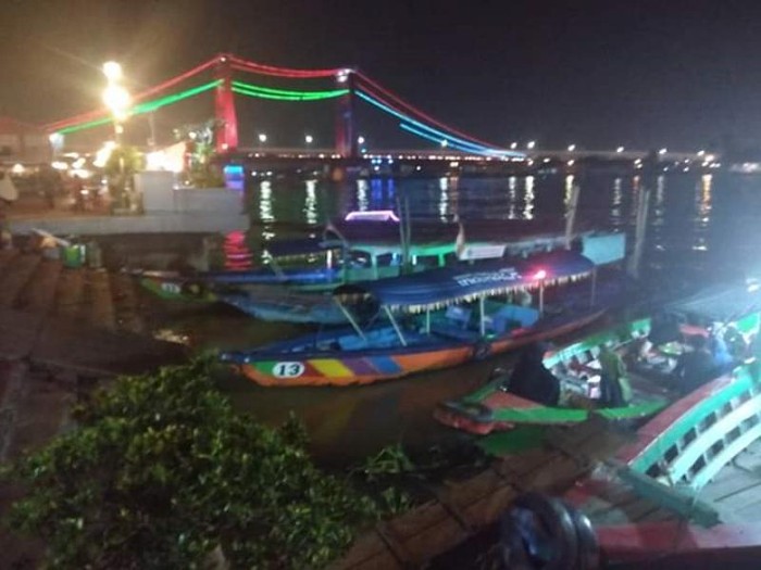 Jembatan Ampera