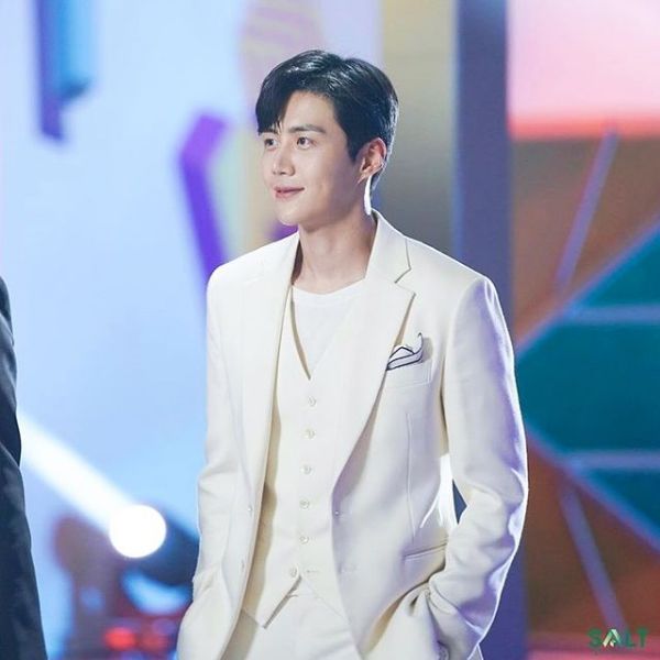 Kim Seon Ho pemeran Han Ji Pyeong dalam drama Korea Start-Up