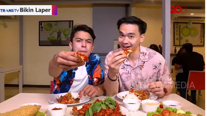 Kriuk Nendang Ayam Presto Cabe Merah dan Bandeng Dalam Sarang