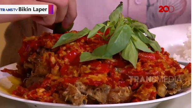Kriuk Nendang Ayam Presto Cabe Merah dan Bandeng Dalam Sarang