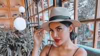 Sejak awal, Millen Cyrus memang selalu menghebohkan publik karena penampilannya bak perempuan. Di Instagramnya ia sering membagikan pose seksinya. Foto: Instagram @millencyrus