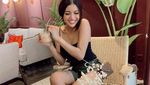 Pose Seksi Selebgram Millen Cyrus saat Nongkrong di Kafe