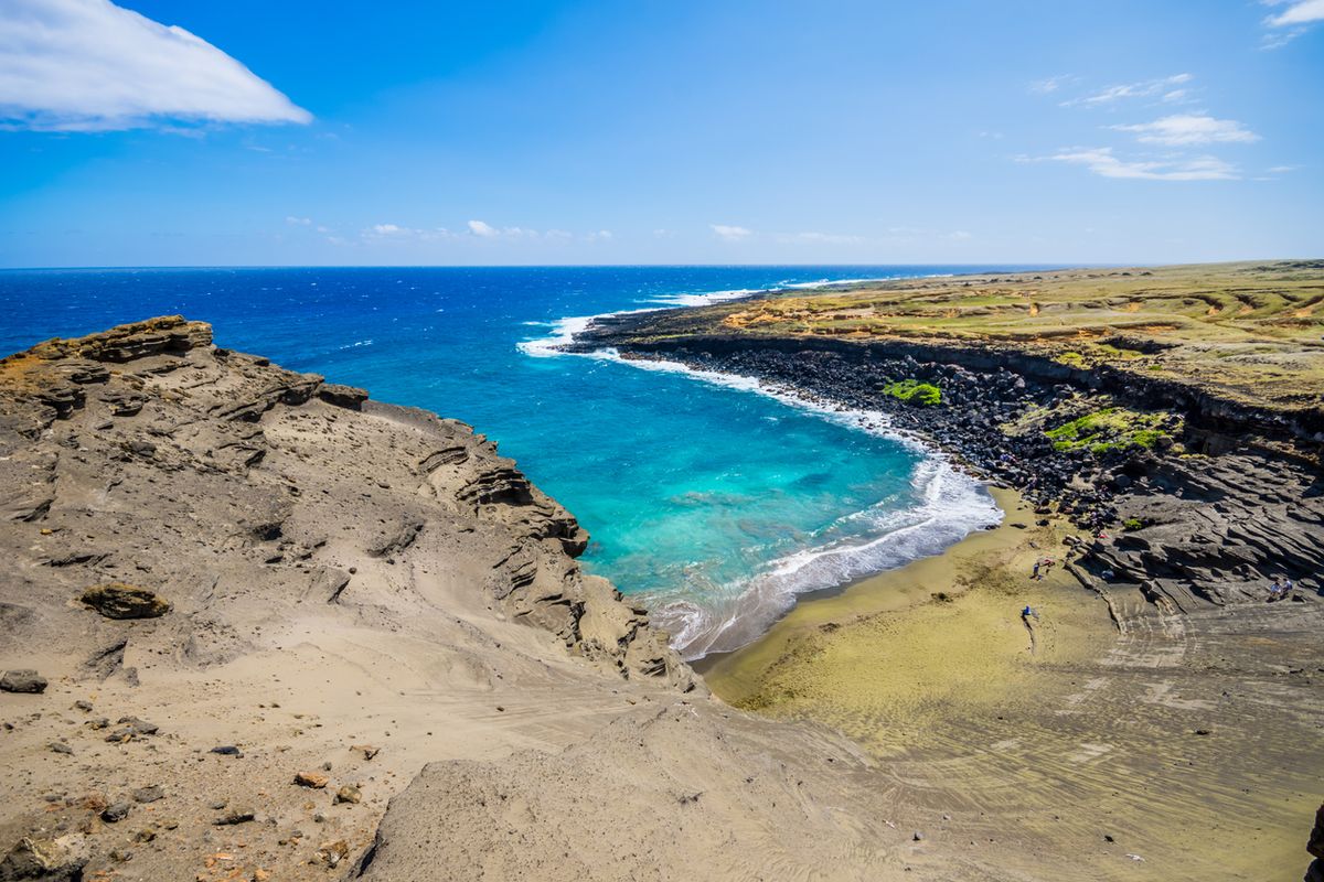 Pantai Papakolea di Hawaii