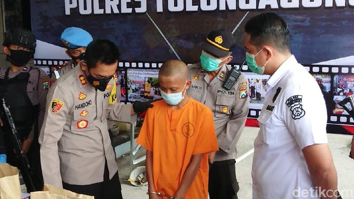 pembunuhan di tulungagung