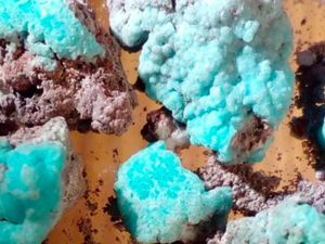 Petrovite, Mineral Baru Berwarna Biru yang Ditemukan Ilmuwan Rusia