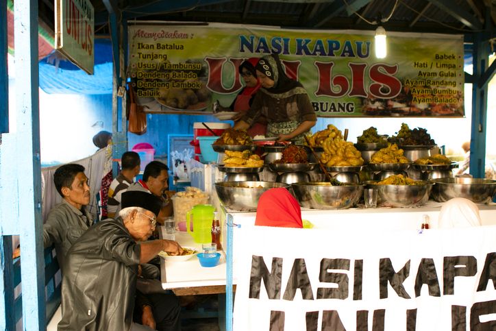 Sejak Abad 19 Nasi Kapau Dijual Wanita Minang yang Ditinggal Merantau