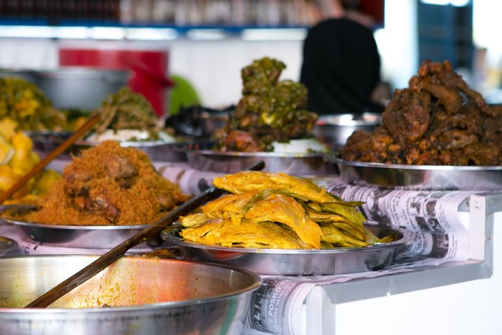 Sejak Abad 19 Nasi Kapau Dijual Wanita Minang yang Ditinggal Merantau