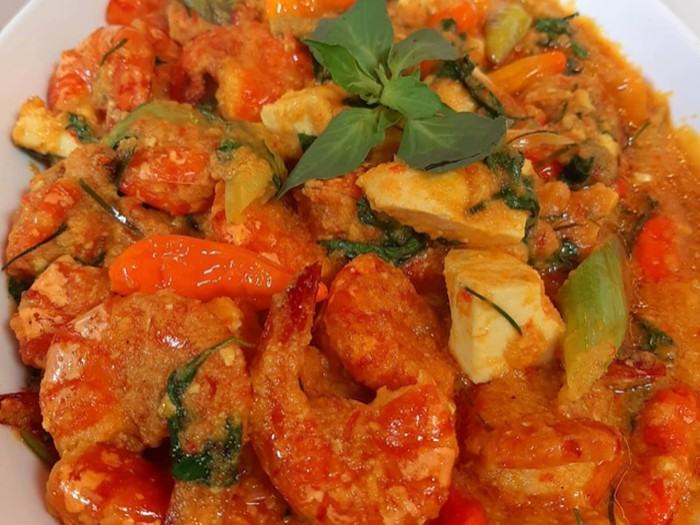 Udang Woku dan Tahu Udang Woku dan Tahu