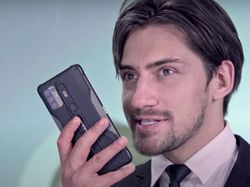 Wujud HP Tahan Banting 5G Pertama di Dunia