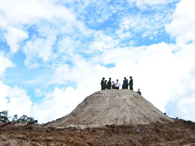 Wamenhan Tinjau Pembukaan Lahan Food Estate di Gunung Mas
