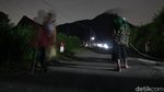 Potret Warga Boyolali Ronda Malam Saat Merapi Siaga