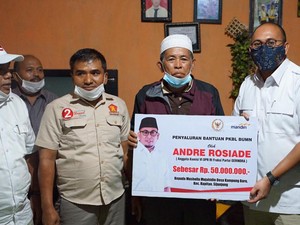 Tiga Hari di Sumbar, Andre Rosiade Geber Bantuan dan Aneka Pelatihan