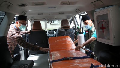 Bantuan Ambulans untuk NU Care-Lazis NU