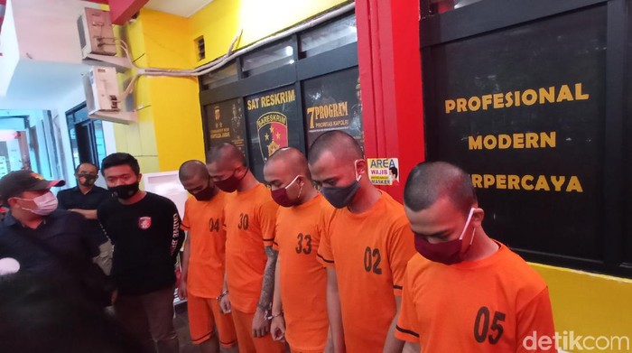 Gerombolan Bermotor Keroyok Remaja di Bandung