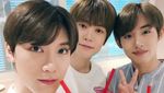10 Pose Kece Jaehyun NCT Saat Jadi Barista dan Makan Es Krim