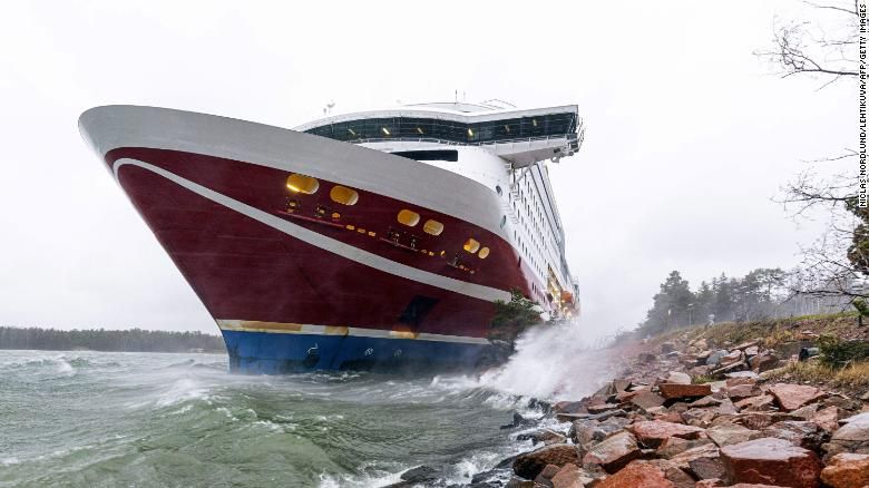 Kapal MS Viking Grace kandas