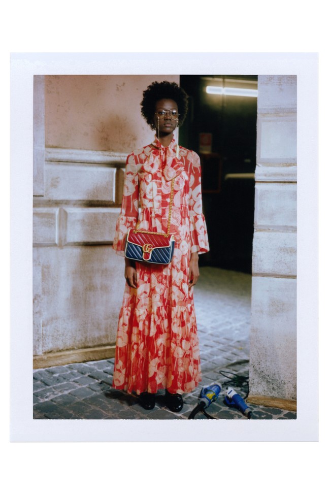 Koleksi Gucci Spring 2021 yang ditampilkan dalam sebuah miniseri karya sutradara film Gus Van Sant.  Foto: Gus Van Sant / Courtesy of Gucci