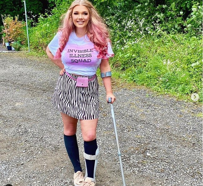 Dengan pengobatan dan terapi yang tepat, kondisi Lucy membaik. Meski dia sempat mengalami lumpuh. Foto: Instagram