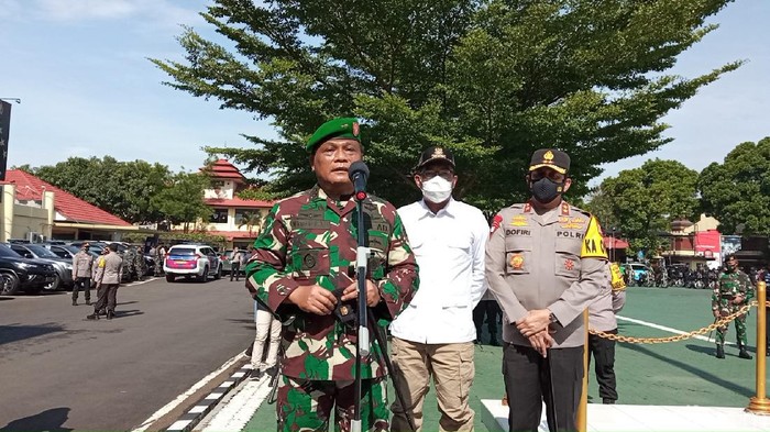 Pangdam III Siliwangi Mayjen TNI Nugroho Budi Wiryanto.