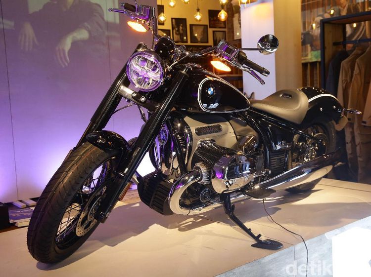 Penampilan Menggoda BMW R 18 First Edition