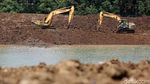 Waduk Pondok Ranggon Dikeruk untuk Antisipasi Banjir