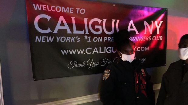 Pesta Swinger dibubarkan polisi