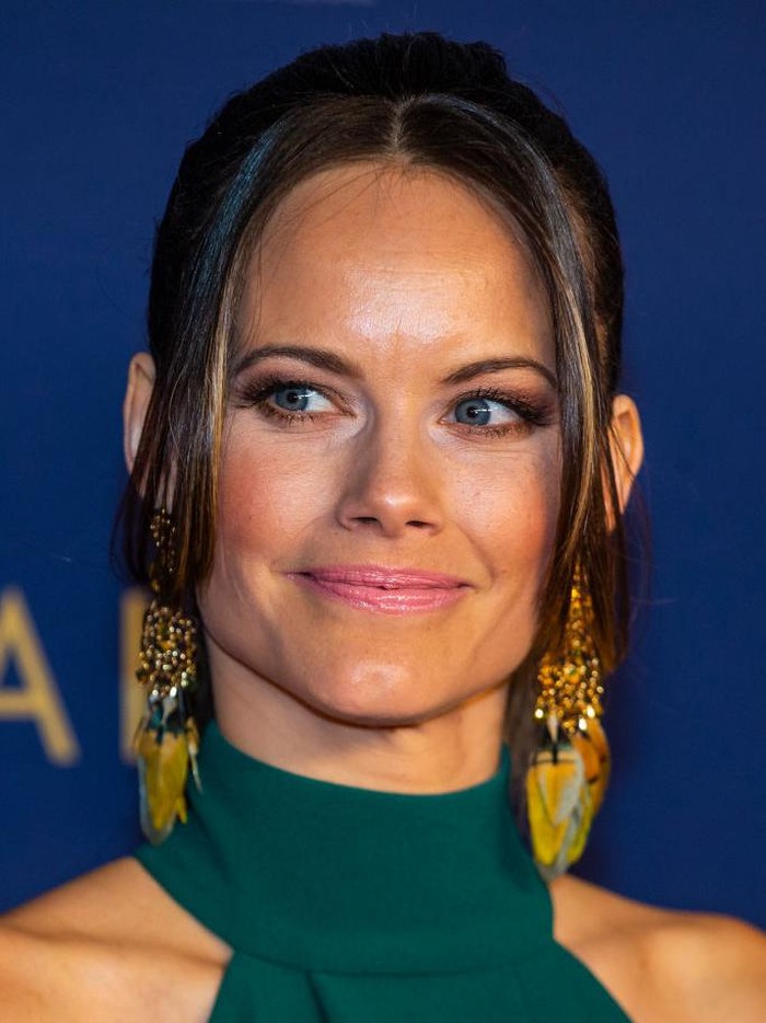 STOCKHOLM, SWEDEN - SEPTEMBER 10: Prince Carl Philip of Sweden and Princess Sofia of Sweden pose for a picture upon arriving at the Swedish Parliament House for the opening of the new parliamentary session on September 10, 2019 in Stockholm, Sweden. (Photo by Michael Campanella/Getty Images)