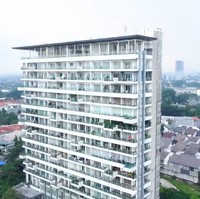 Tak banyak yang tahu seperti apa hunian milik Daniel Mananta. Itu karena dia memang jarang mengekspos tempat tinggalnya yang berada di sebuah apartemen di kawasan Jakarta Utara tersebut. Menjadi bintang tamu konten YouTube Boy William, Daniel akhirnya memperlihatkan isi huniannya. (Foto: YouTube/Boy William)