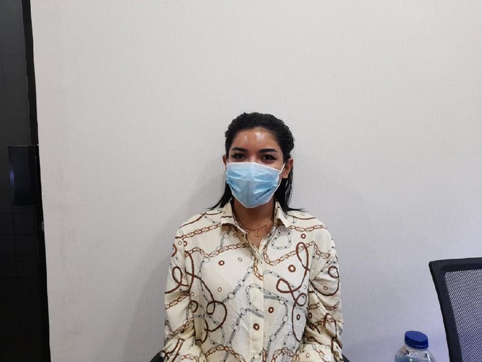 Wawancara eksklusif Millen Cyrus di Polres Pelabuhan Tanjung Priok, Jakut