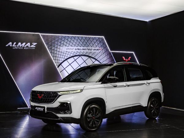 Wuling Almaz Limited Edition, Terbatas Cuma 100 Unit