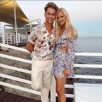 Abbie berprofesi sebagai dancer, namun ia juga dikenal sebagai selebgram. Di Instagramnya, dia kerap mengunggah kemesraannya dengan bintang reality show AJ Pritchard, dan juga pamer penampilan modisnya. Foto: Instagram @aj11ace