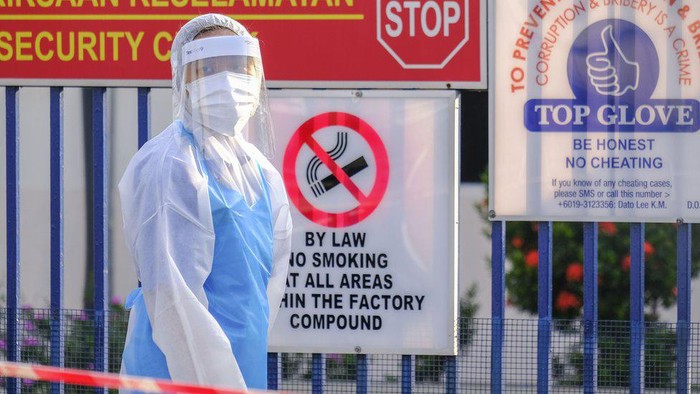 Covid-19: Lebih 2.500 karyawan positif virus corona, puluhan pabrik sarung tangan lateks di Malaysia ditutup Covid-19: Lebih 2.500 karyawan positif virus corona, puluhan pabrik sarung tangan lateks di Malaysia ditutup