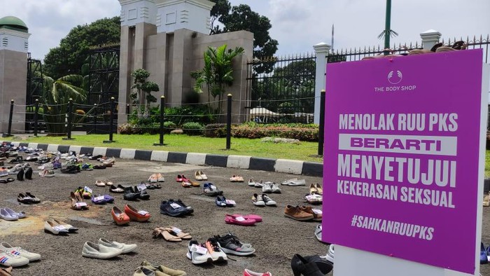 Demo massa mendesak DPR sahkan RUU PKS
