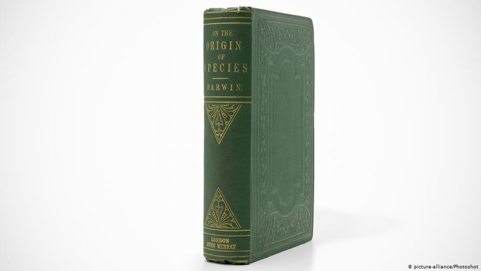 Hampir 20 Tahun Berlalu, Buku Catatan Charles Darwin Masih Hilang