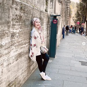 Foto: Gaya Mewah Iis Rosita Dewi, Istri Edhy Prabowo yang Ikut Ditangkap KPK Foto: Gaya Mewah Iis Rosita Dewi, Istri Edhy Prabowo yang Ikut Ditangkap KPK