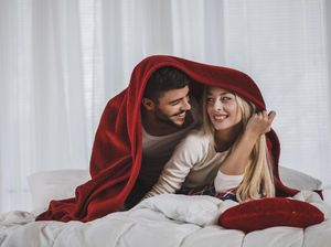 6 Tips Bercinta agar Tetap Mesra dan Hot Buat Pasangan yang Sudah Lama Menikah