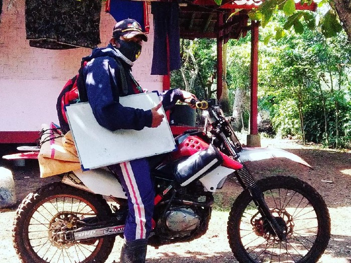 Ivan Abdul Rahman Junianto, guru honorer asal Bandung Barat.