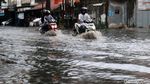 Jalan Kopo Bandung Terendam Banjir