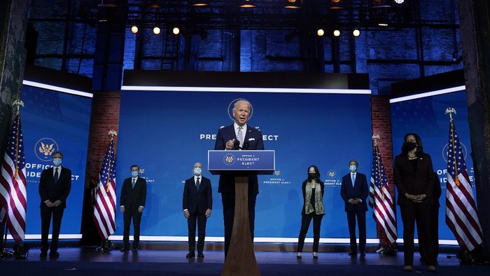 President-elect Joe Biden and Vice President-elect Kamala Harris introduce their nominees and appointees to key national security and foreign policy posts at The Queen theater, Tuesday, Nov. 24, 2020, in Wilmington, Del. (AP Photo/Carolyn Kaster)