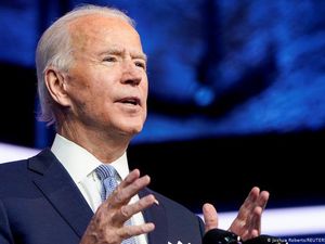 Live di TV, Joe Biden Disuntik Vaksin Corona di RS Delaware