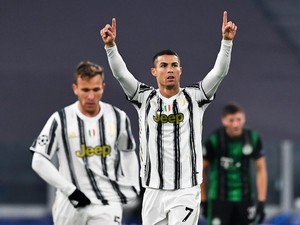 Juventus Vs Ferencvaros Imbang 1-1 di Babak Pertama